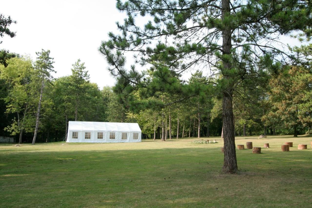 Moulin De Moulignon B&B 梅西 外观 照片